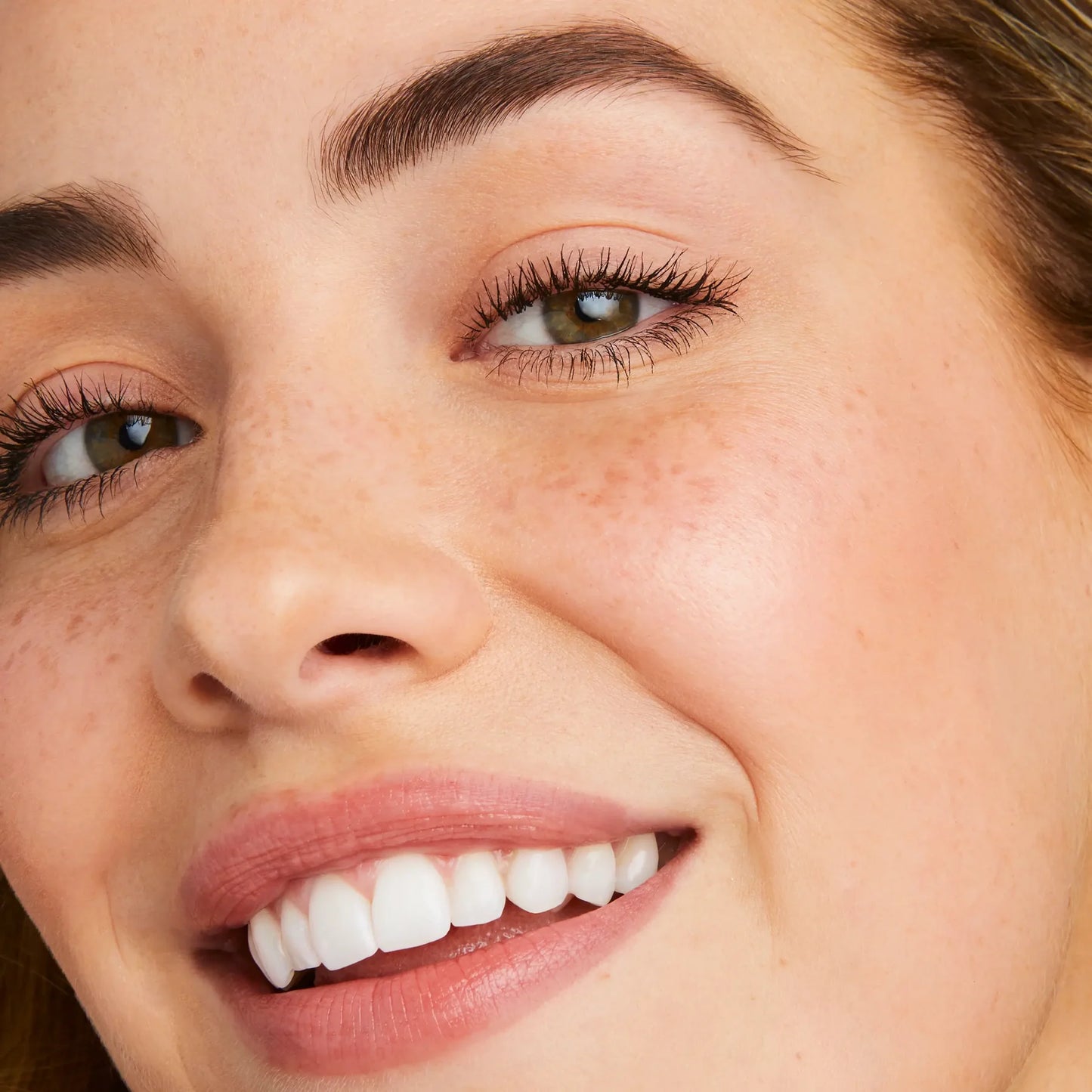Jane Iredale - Lash Fixation™ Length and Definition Tubing Mascara
